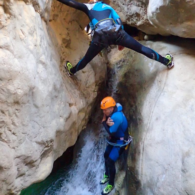 Oscuros De Balced Canyontrek Guara